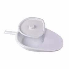 Chata pico de pato plastico con tapa — Ortopedia Yi Lima